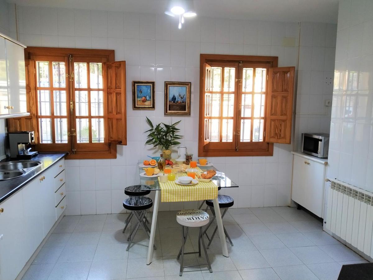 Alojamiento Rural Monte Del Sol โมนาชิล ภายนอก รูปภาพ